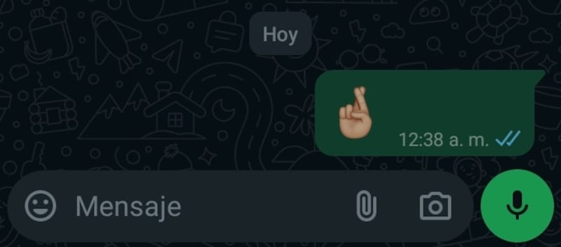 El emoji de dedos cruzados llegó a Emoji 3.0 en 2016